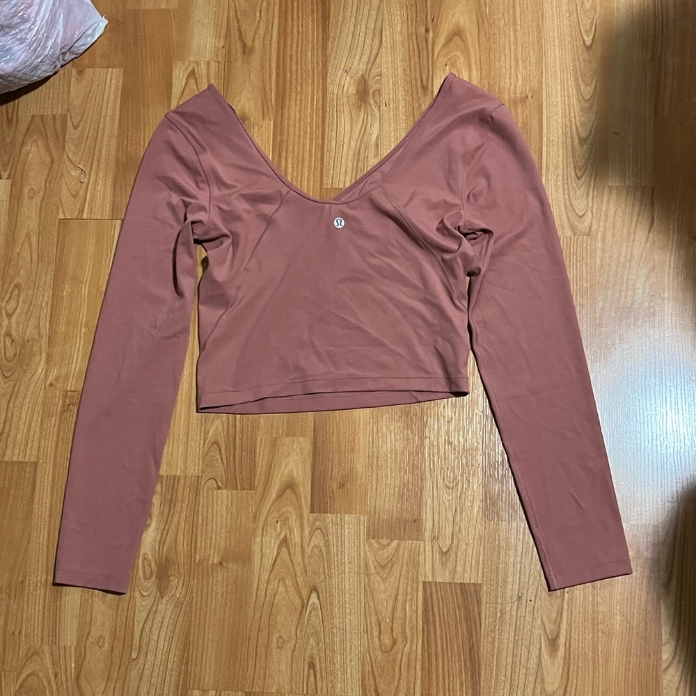 Lululemon top